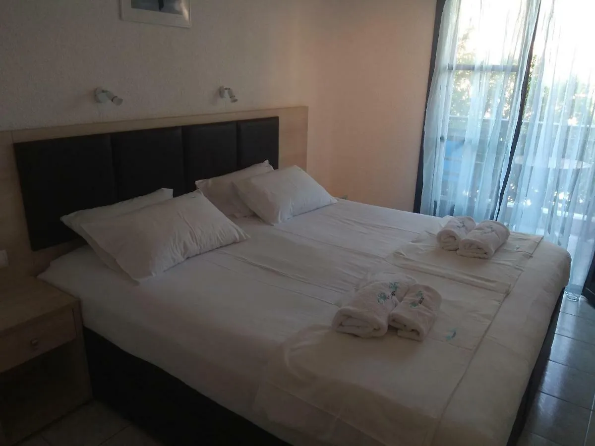 Tassos 2 Aparthotel Pefkochori 2*,  Grecia