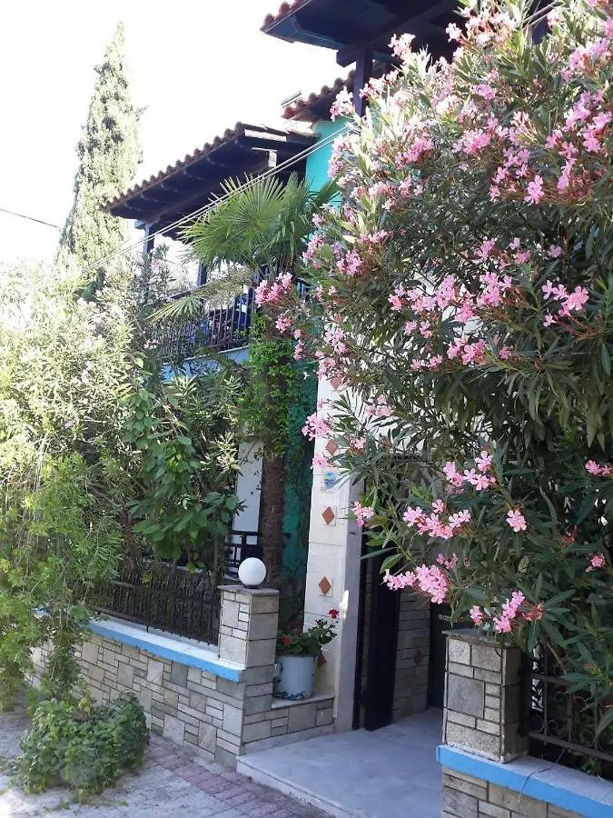 Aparthotel Tassos 2 Pefkochori Griechenland